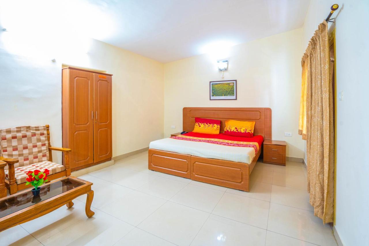 Hotel Tamilnadu - Ooty 1 Kültér fotó