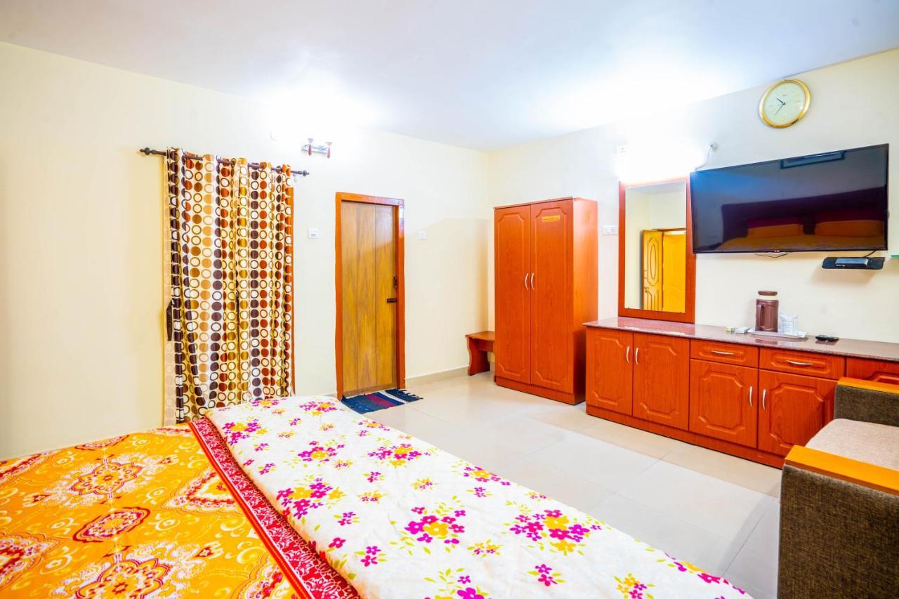 Hotel Tamilnadu - Ooty 1 Kültér fotó
